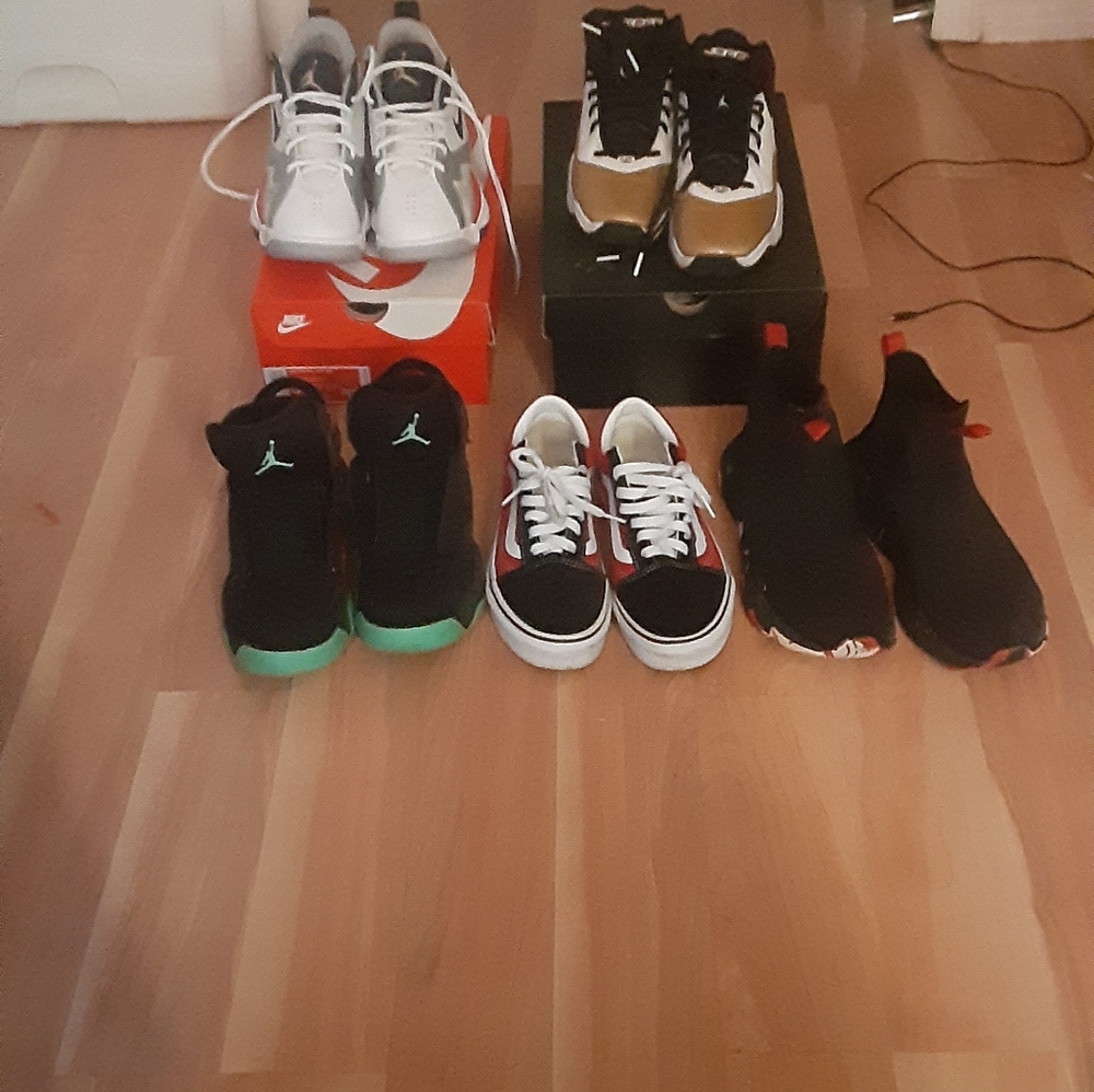 5 pairs of shoes consisting of nike zooms jordan b'loyal champion hyper c & more